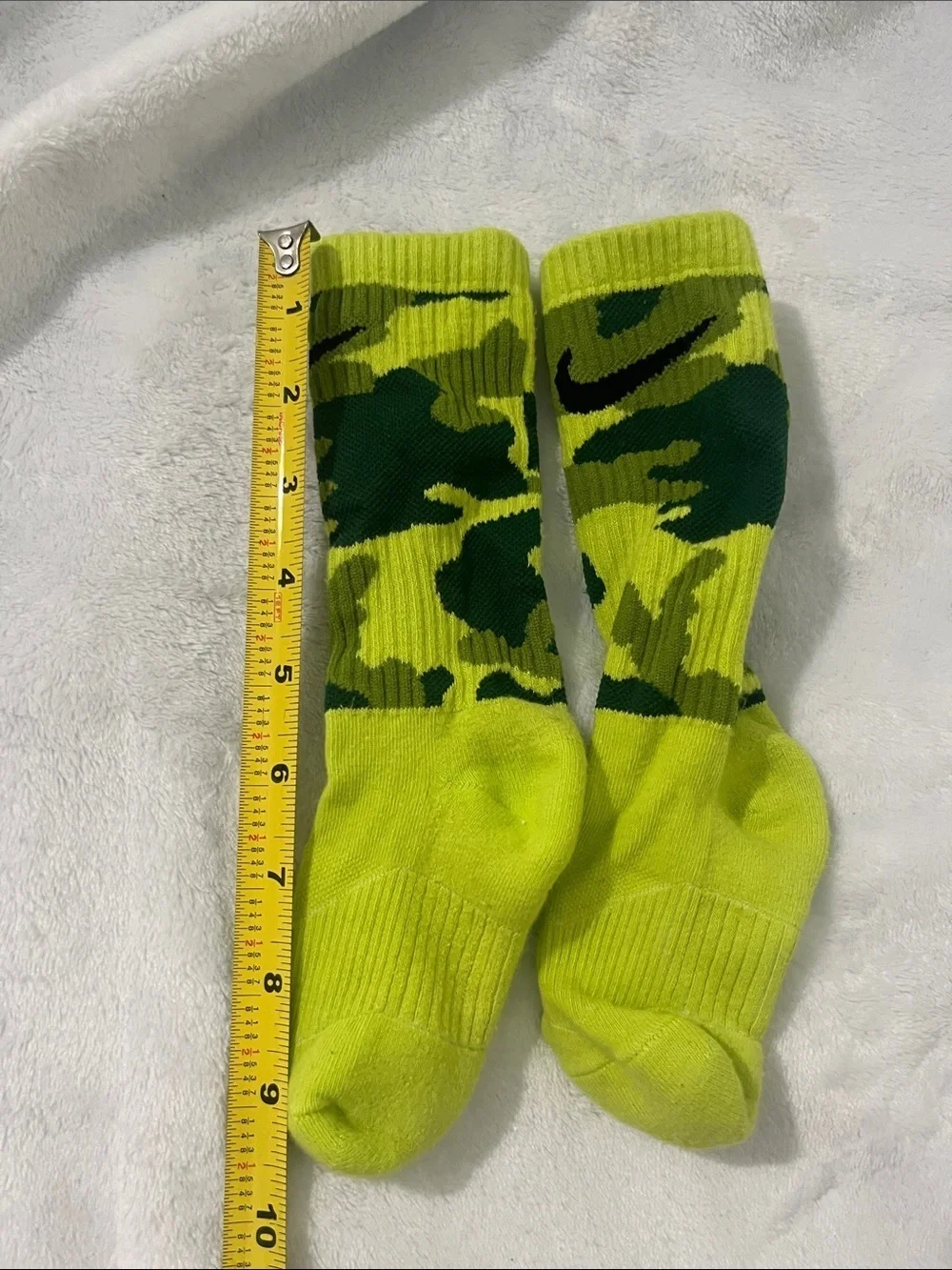 Nike Kids Camouflage Kids Green Socks Size Small